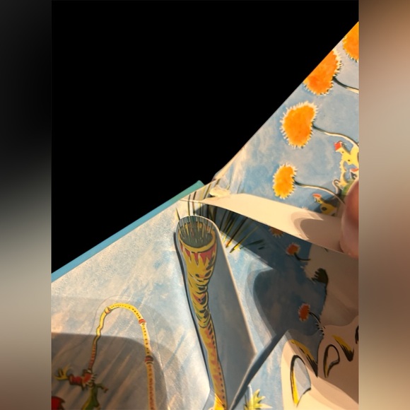 Dr. Seuss Happy Birthday to You! Small pop up board book. Previously loved. - Picture 7 of 12